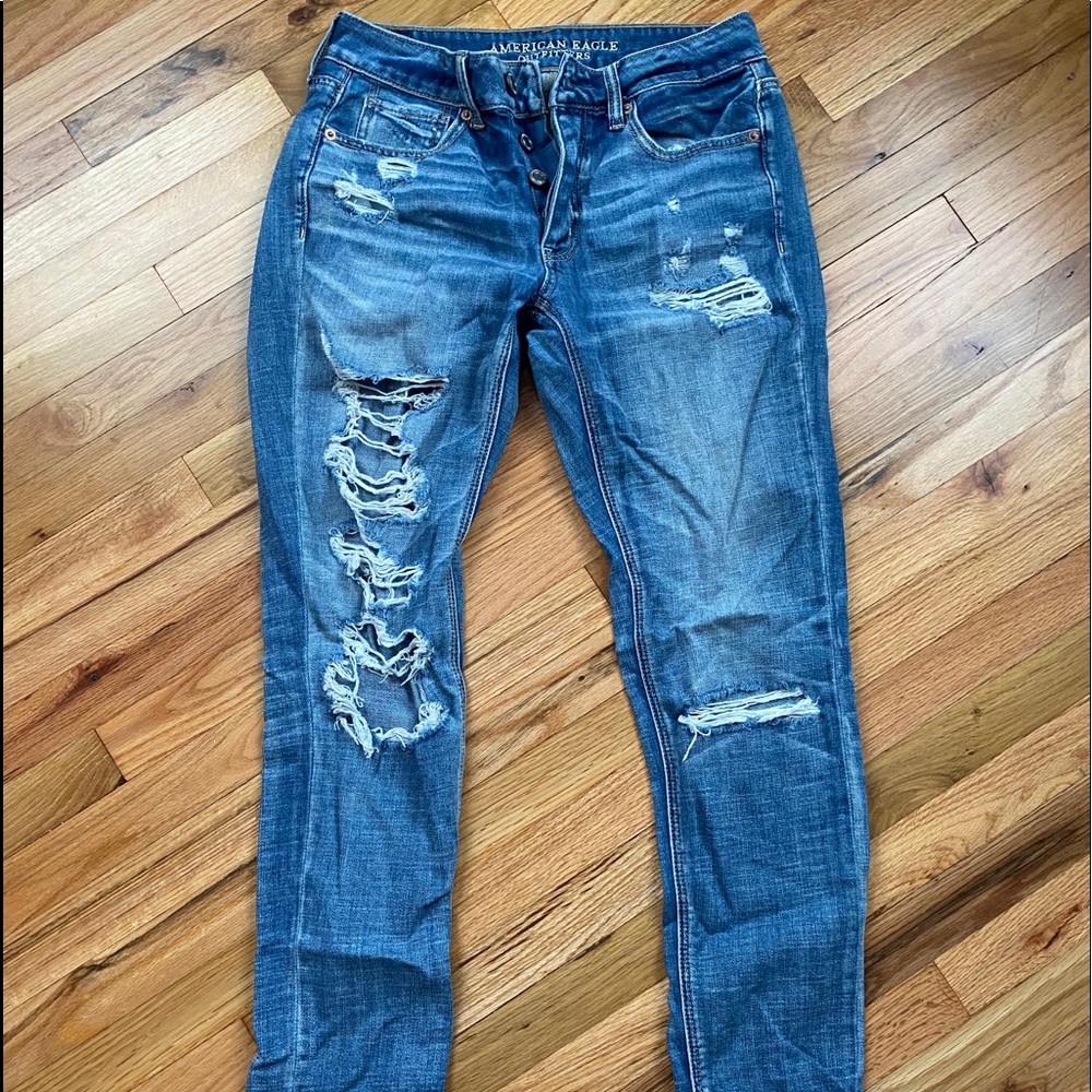 AE Tomgirl Crop Jeans